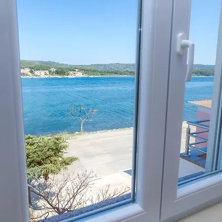 Zvone1 Apartment Veli Rat