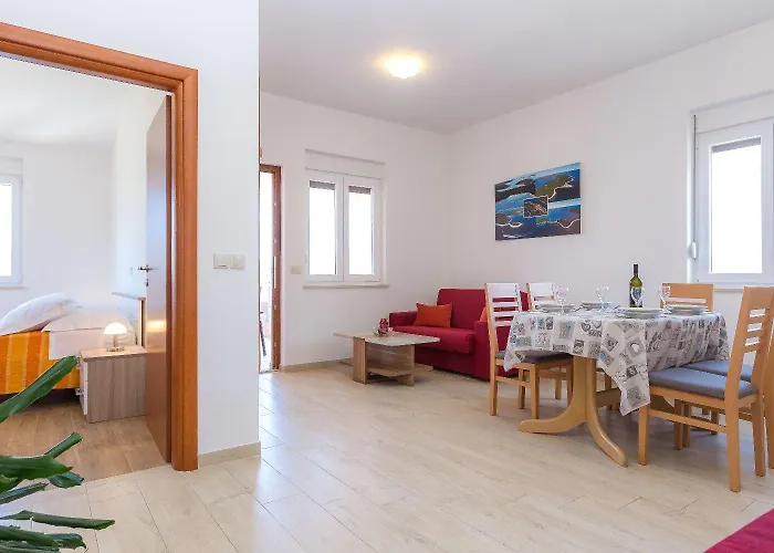 Appartamento Zvone1 Veli Rat